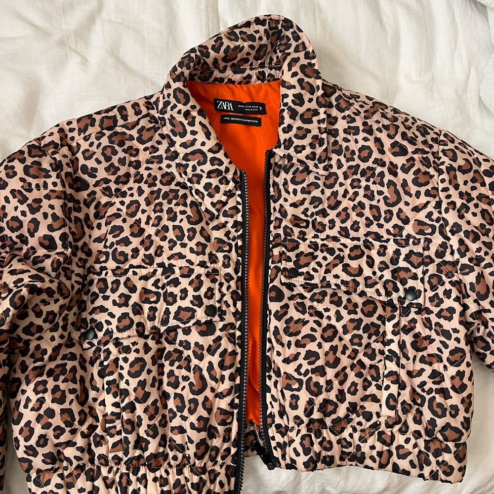 Zara cheetah puffer like new